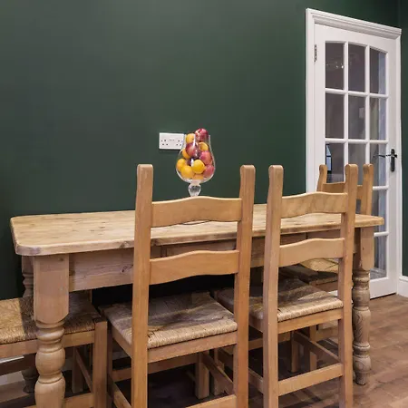 Holiday home Skyfell House