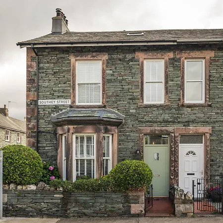 Skyfell House